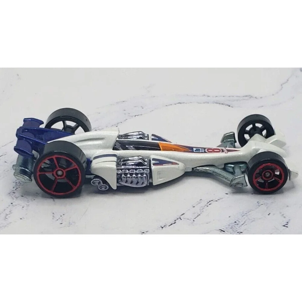 Hot Wheels 2011 World Racers 5-Pack Nitro Scorcher White w/ Red 5 Spoke Wheels